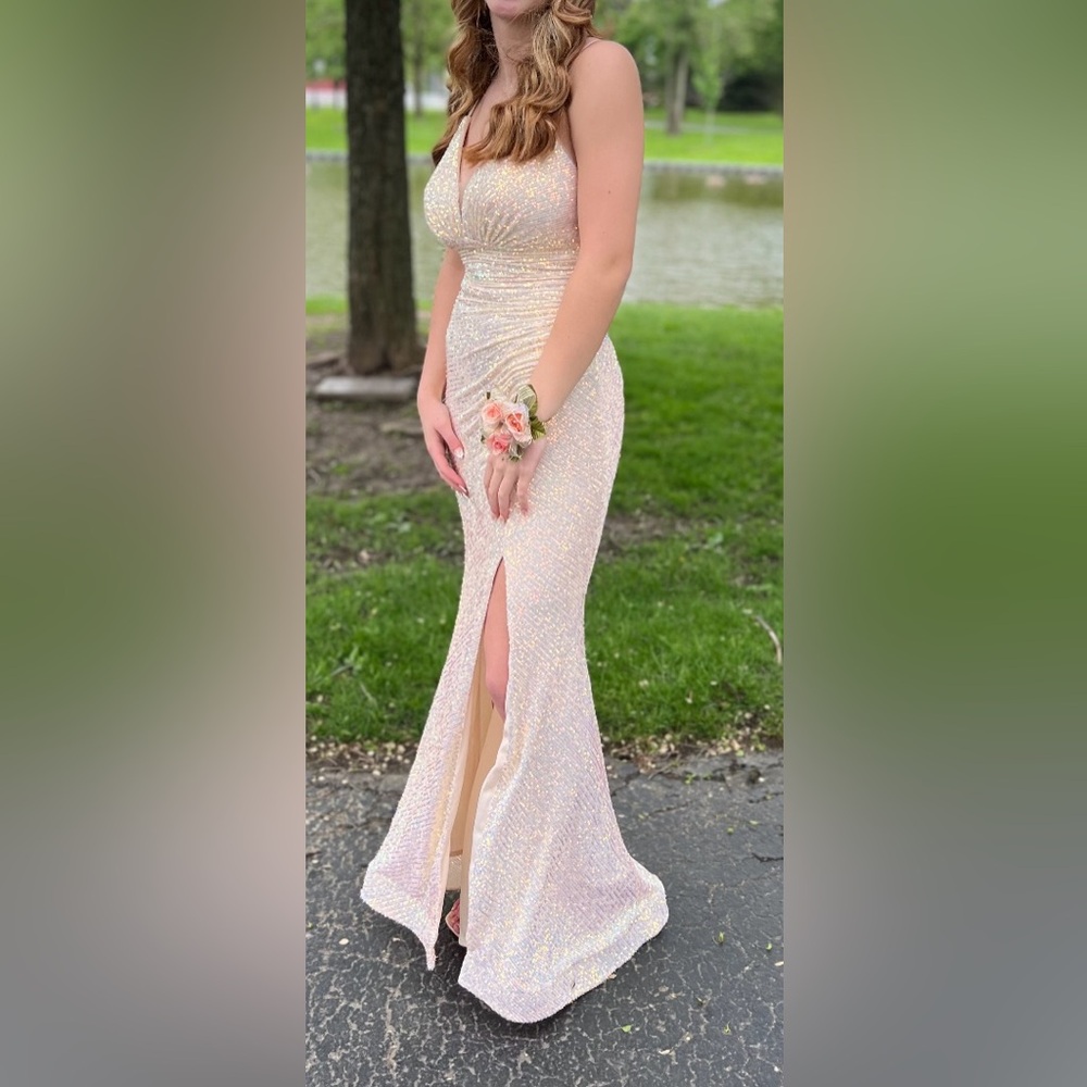 Gold/Cream Prom/Homecoming dress!